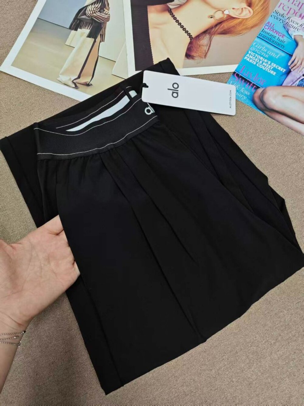 ALO Yoga Black Suit Up Trouser NWT💋👖 Straight-Leg/Loose-fit  (Regular length) - Picture 6 of 8
